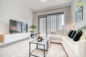Stylish 1 Bedroom Apartment in Park Height Tower